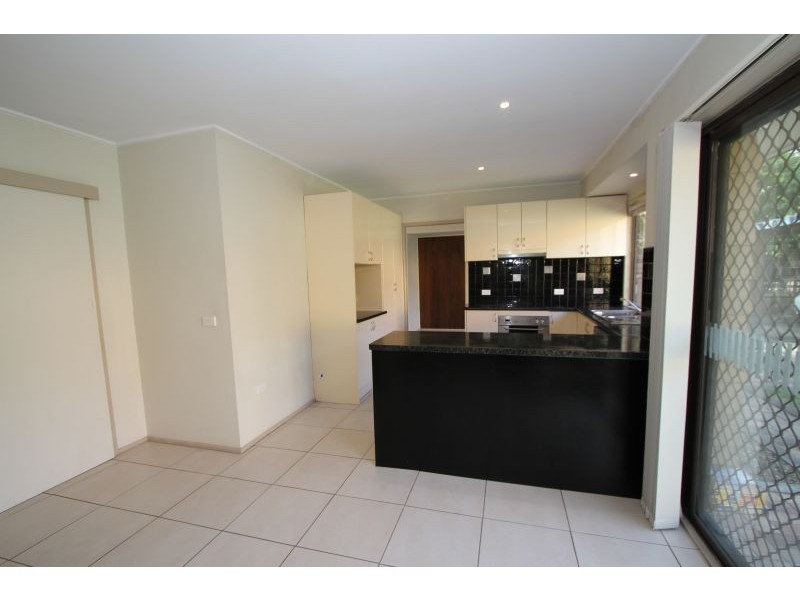 18 Montreal Street, Wishart QLD 4122