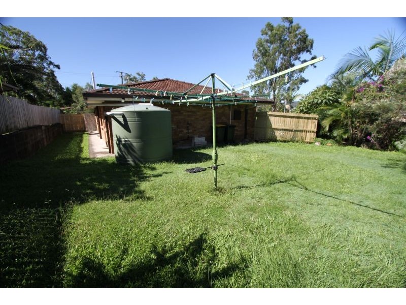 1 Ham Road, Mansfield QLD 4122