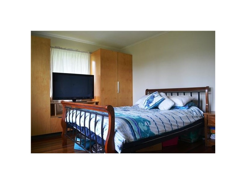 37 Amoria Street, Mansfield QLD 4122