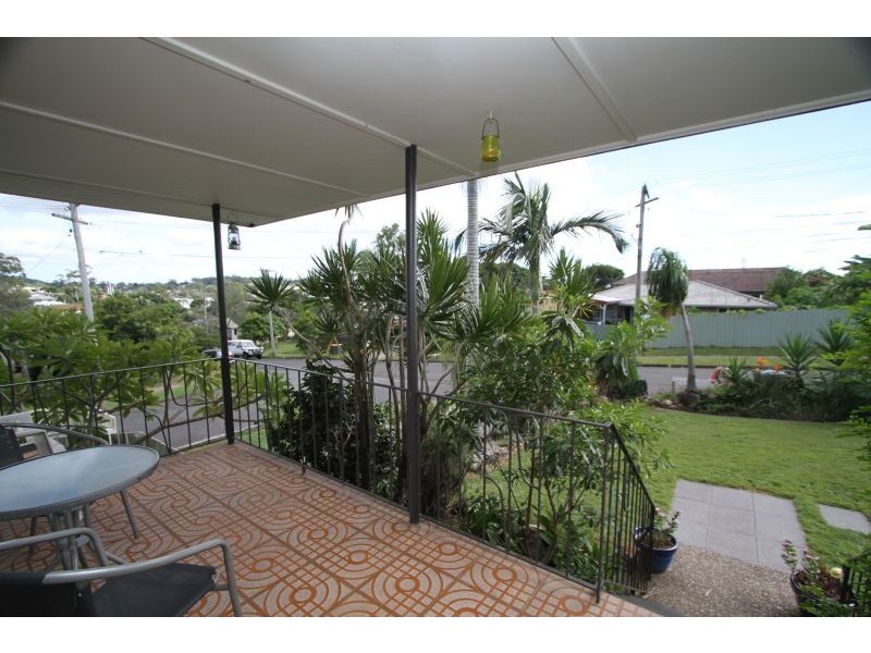 37 Amoria Street, Mansfield QLD 4122