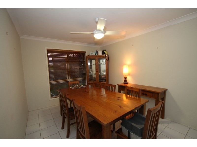 1 Snowbird Place, Wishart QLD 4122