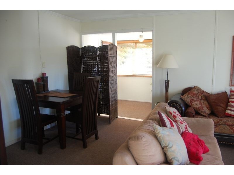 137 Wecker Road, Mansfield QLD 4122