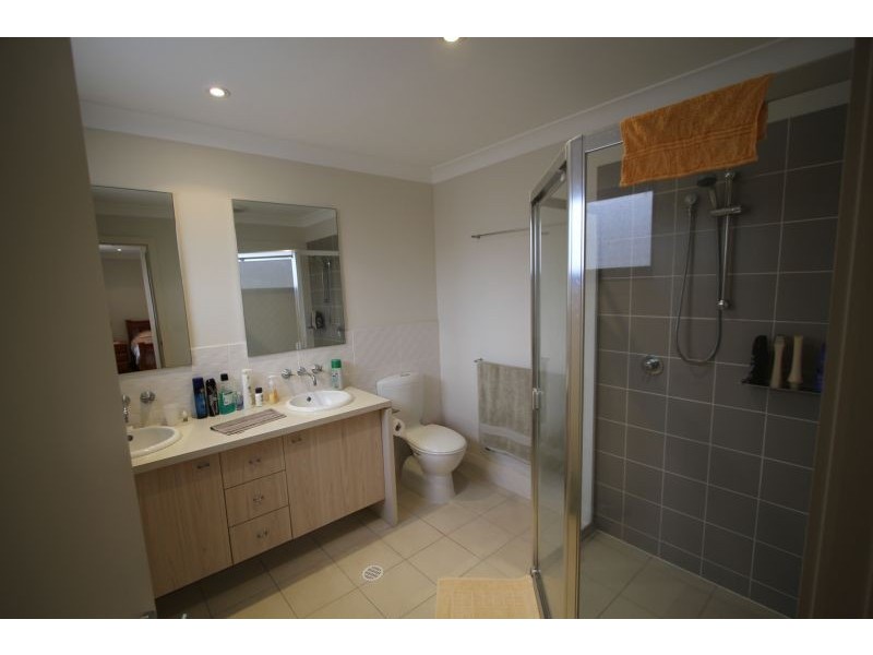 125 / 16 Surbiton Court, Carindale QLD 4152