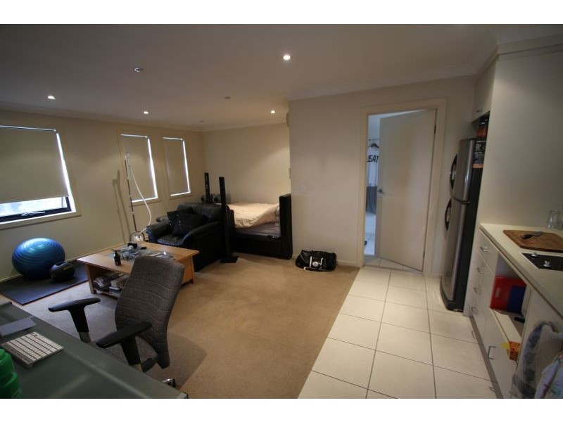 125 / 16 Surbiton Court, Carindale QLD 4152