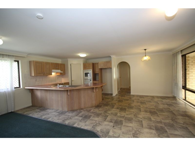 28 Hurlstone Street, Wishart QLD 4122