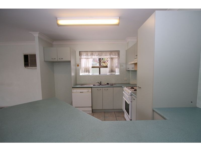 2 / 284 CAVENDISH   ROAD, Coorparoo QLD 4151