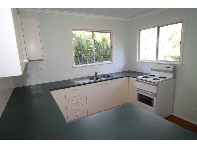 237 Oates Avenue, Holland Park QLD 4121