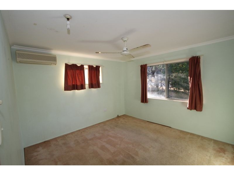 237 Oates Avenue, Holland Park QLD 4121