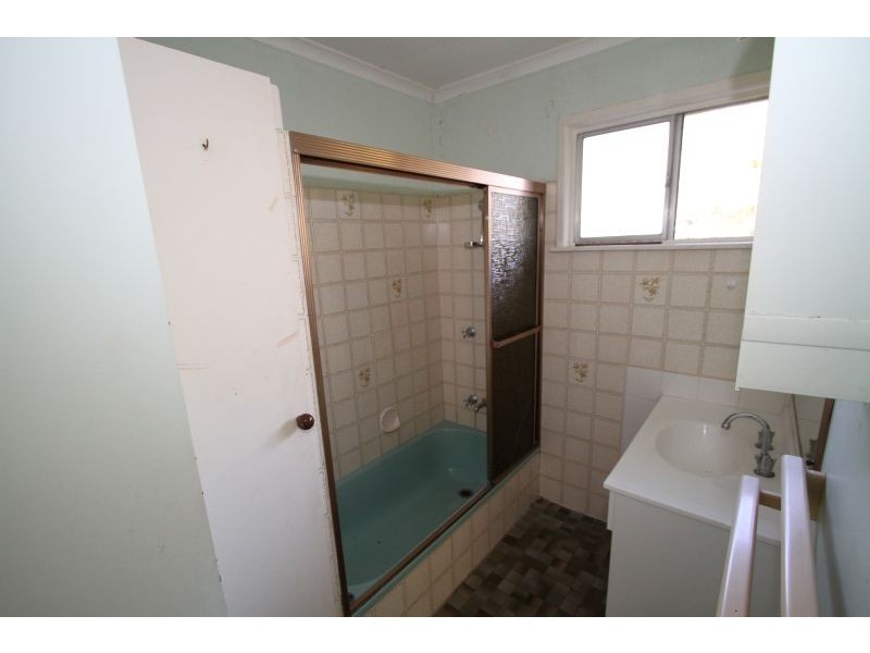 237 Oates Avenue, Holland Park QLD 4121