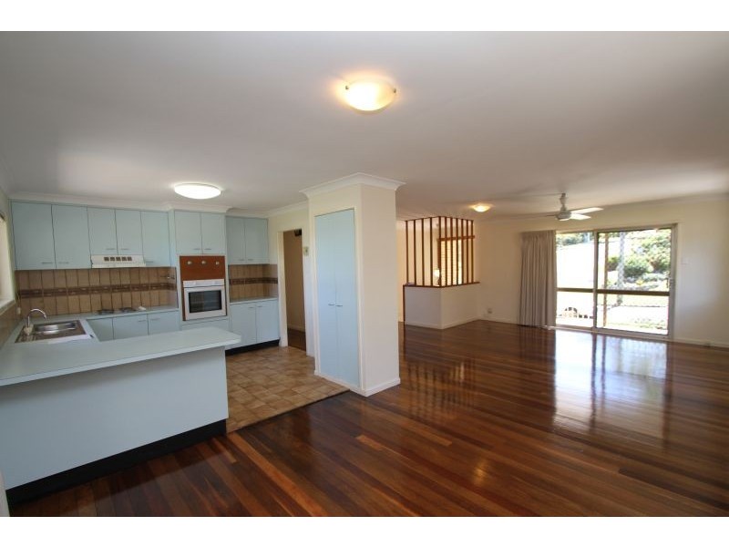 21 Fernshaw Street, Macgregor QLD 4109