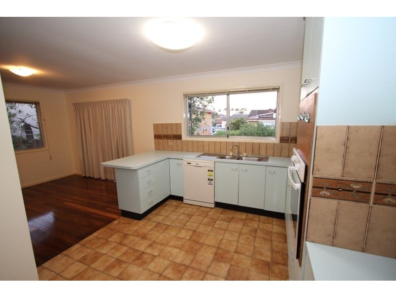 21 Fernshaw Street, Macgregor QLD 4109