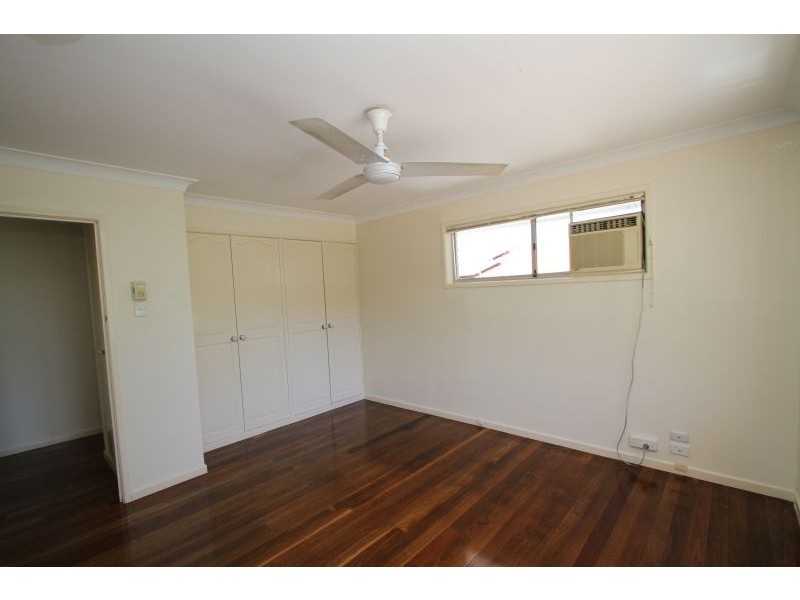 21 Fernshaw Street, Macgregor QLD 4109