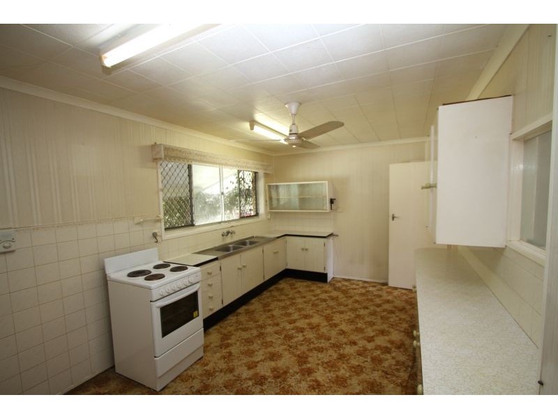 3 Peringa  Street, Coopers Plains QLD 4108