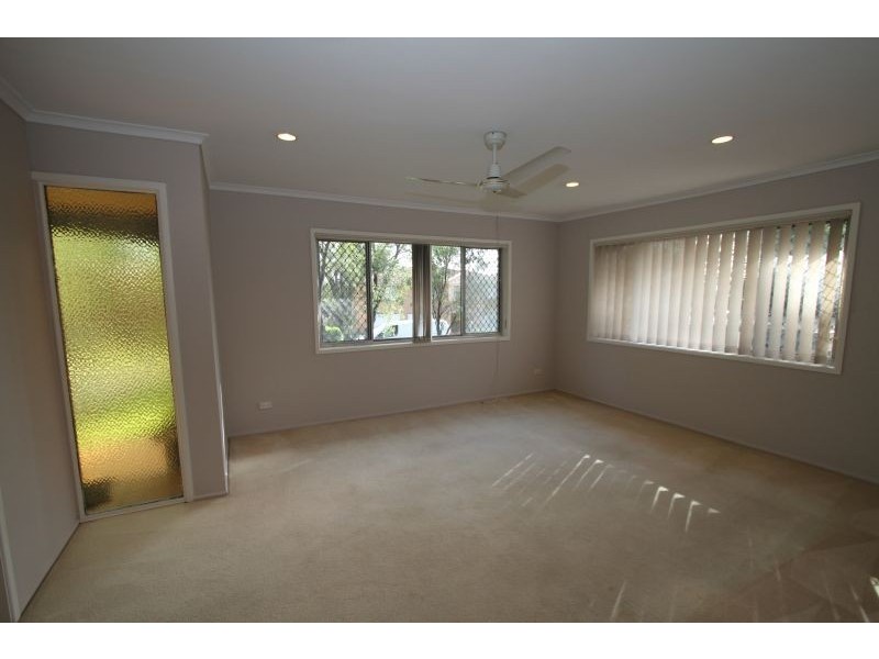 7 Frinton Street, Wishart QLD 4122