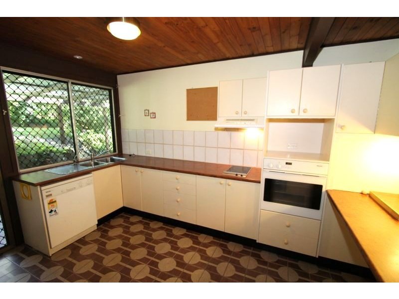 34 HILLOCK  STREET, Coorparoo QLD 4151