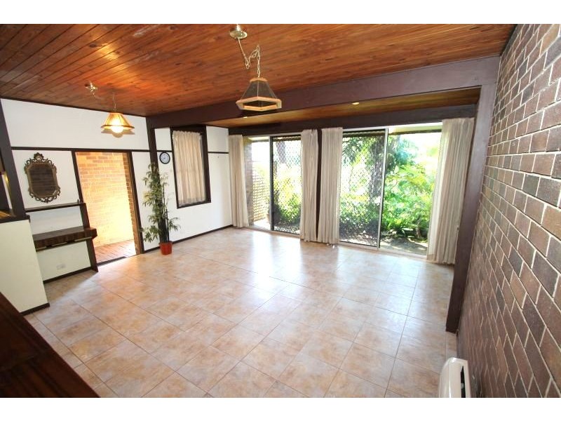 34 HILLOCK  STREET, Coorparoo QLD 4151