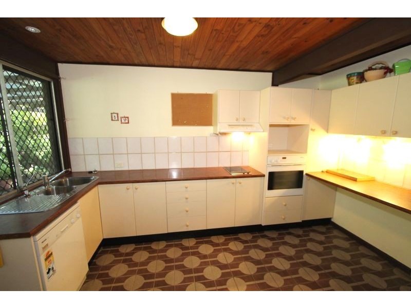 34 HILLOCK  STREET, Coorparoo QLD 4151