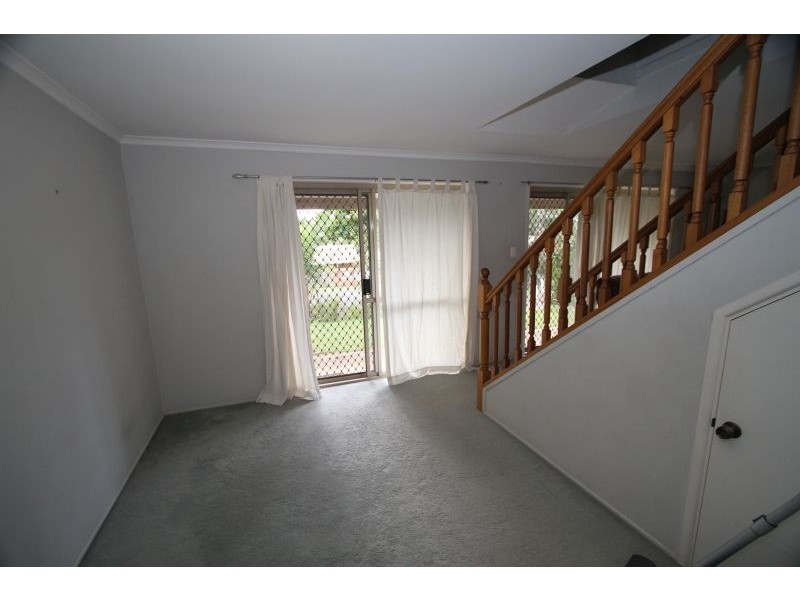 10 / 5 Rowe  Close, Wishart QLD 4122