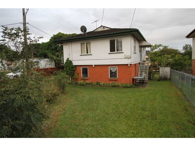 1  Whitley Street, Mount Gravatt East QLD 4122