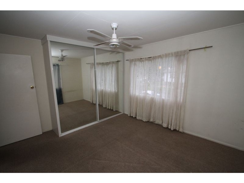 1  Whitley Street, Mount Gravatt East QLD 4122