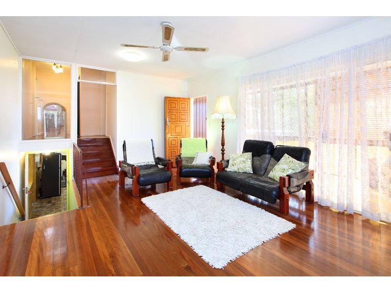 27 Bellot Street, Wishart QLD 4122