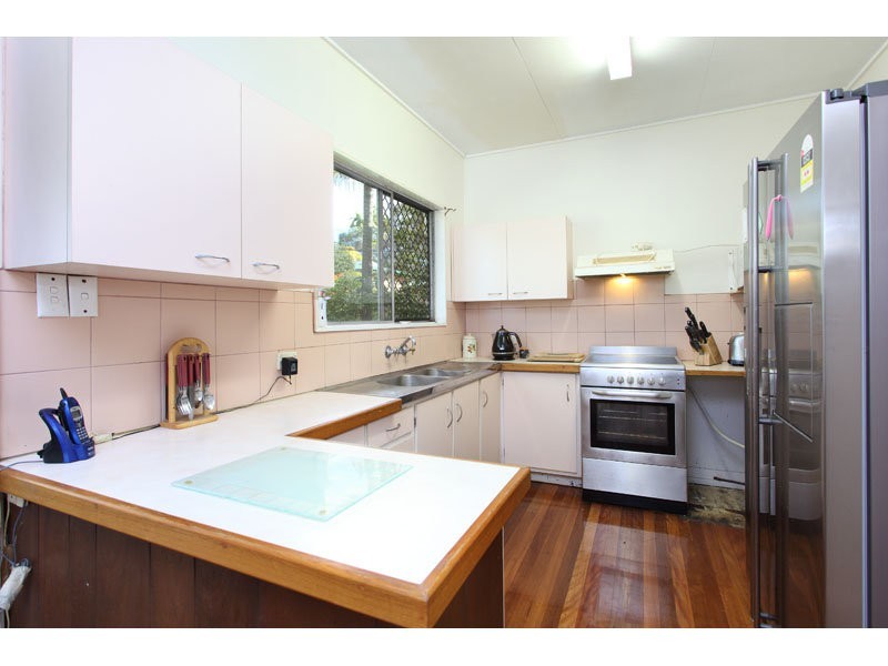 27 Bellot Street, Wishart QLD 4122