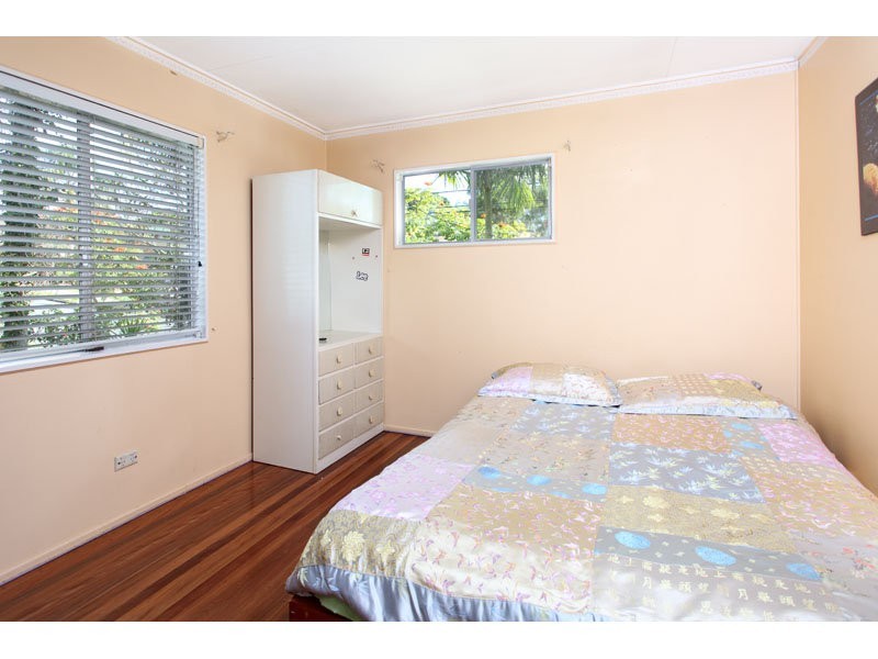 27 Bellot Street, Wishart QLD 4122