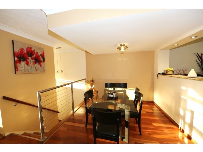 15 /2200 Logan Road, Upper Mount Gravatt QLD 4122