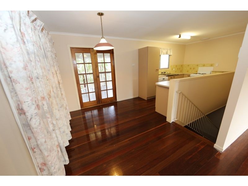 7 Hilary  Street, Wishart QLD 4122