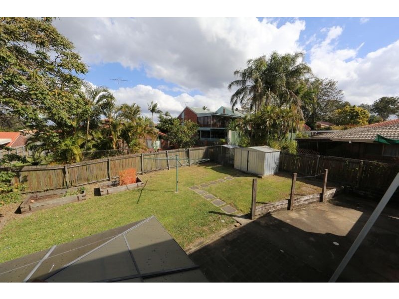 245 WECKER  ROAD, Mansfield QLD 4122