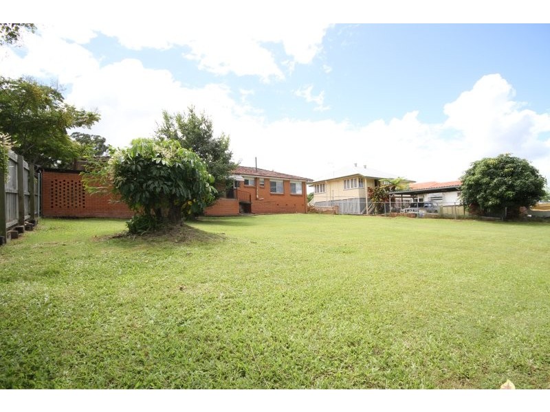 115 Broadwater Road, Mount Gravatt East QLD 4122