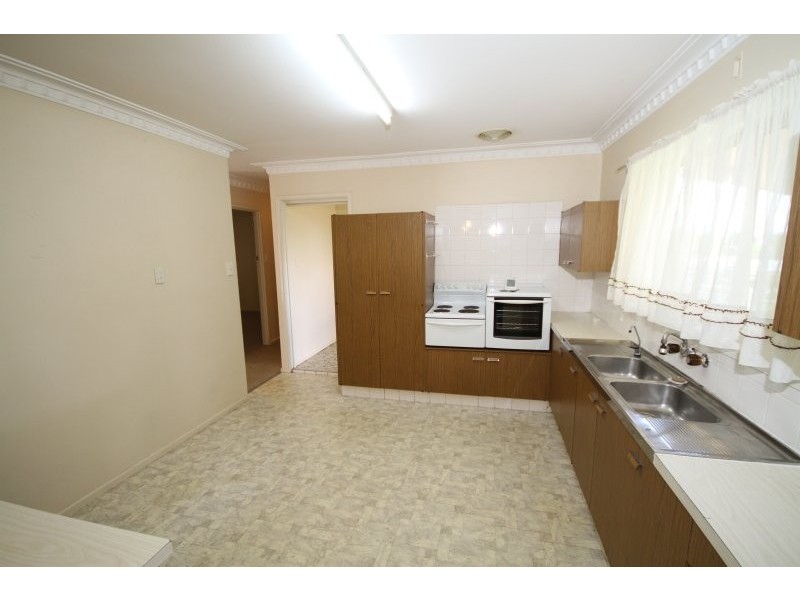 115 Broadwater Road, Mount Gravatt East QLD 4122
