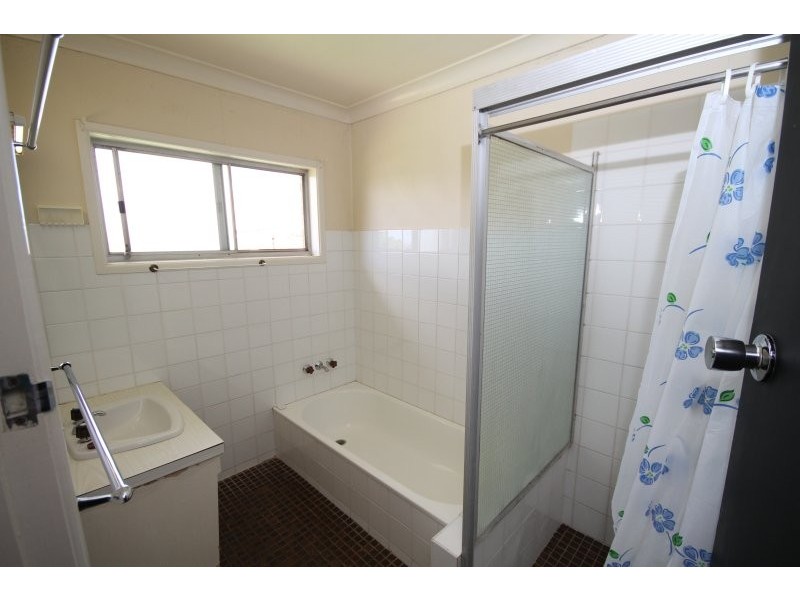 115 Broadwater Road, Mount Gravatt East QLD 4122