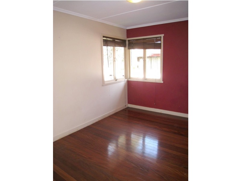 423 Newnham Rd, Upper Mount Gravatt QLD 4122