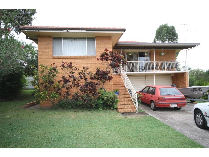 17 Hilary Street, Wishart QLD 4122