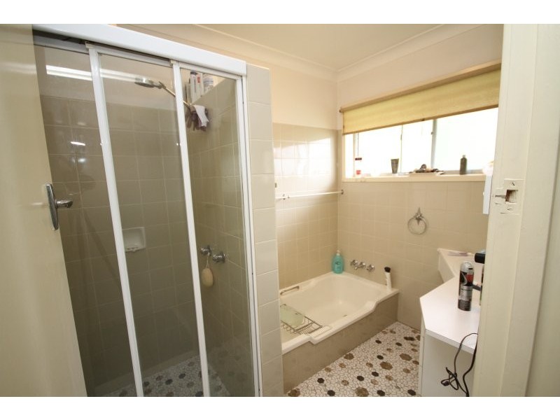 17 Hilary Street, Wishart QLD 4122