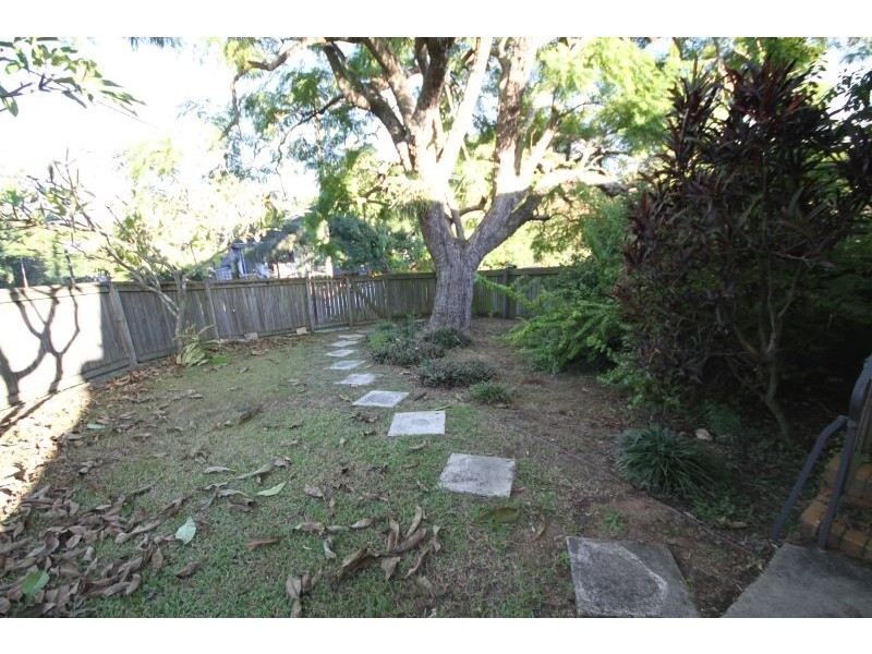 70 Newbolt, Holland Park QLD 4121
