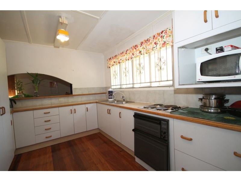 35 Casmaria Street, Mansfield QLD 4122