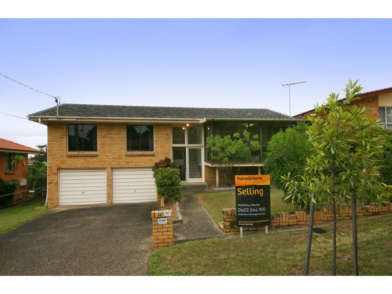 6 Dirkala Street, Mansfield QLD 4122