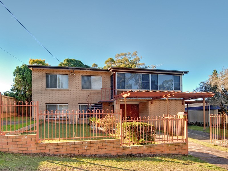 35  Howlett Road, Capalaba QLD 4157