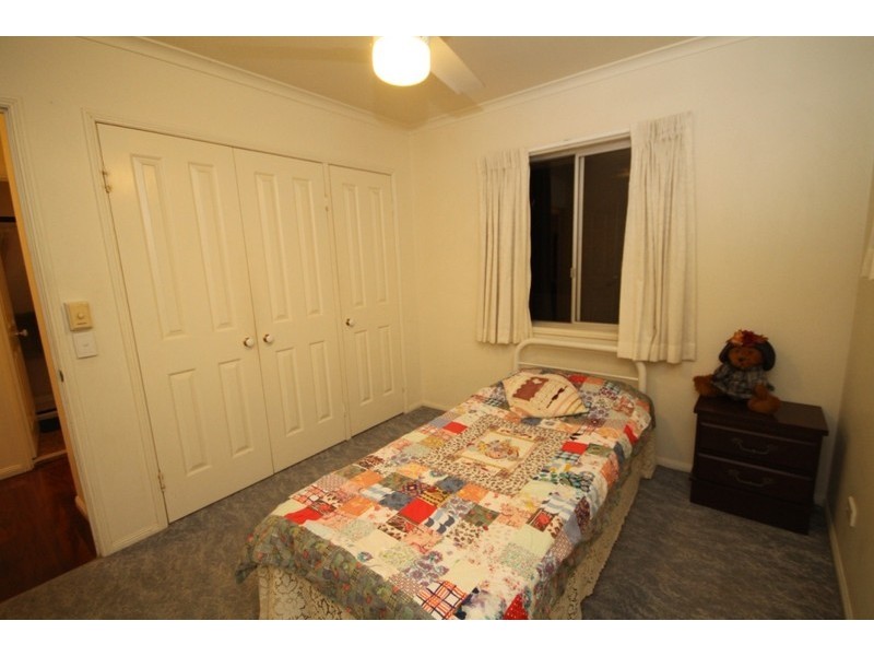 16 Cottonvale Street, Coopers Plains QLD 4108