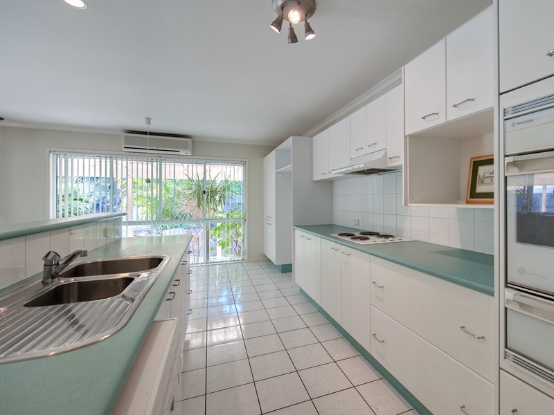 9 Tangadee Court, Shailer Park QLD 4128