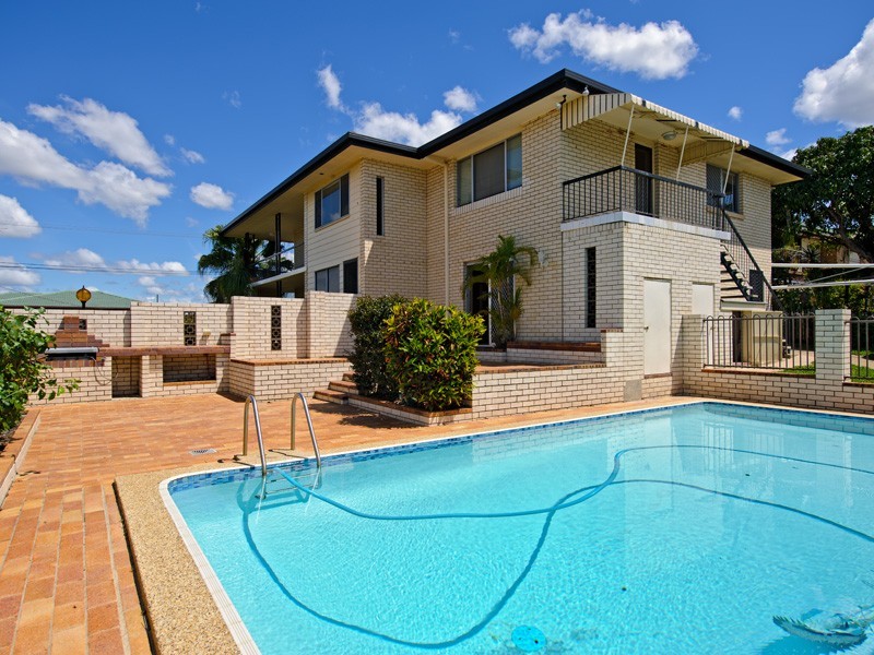 2 Trident Street, Mansfield QLD 4122