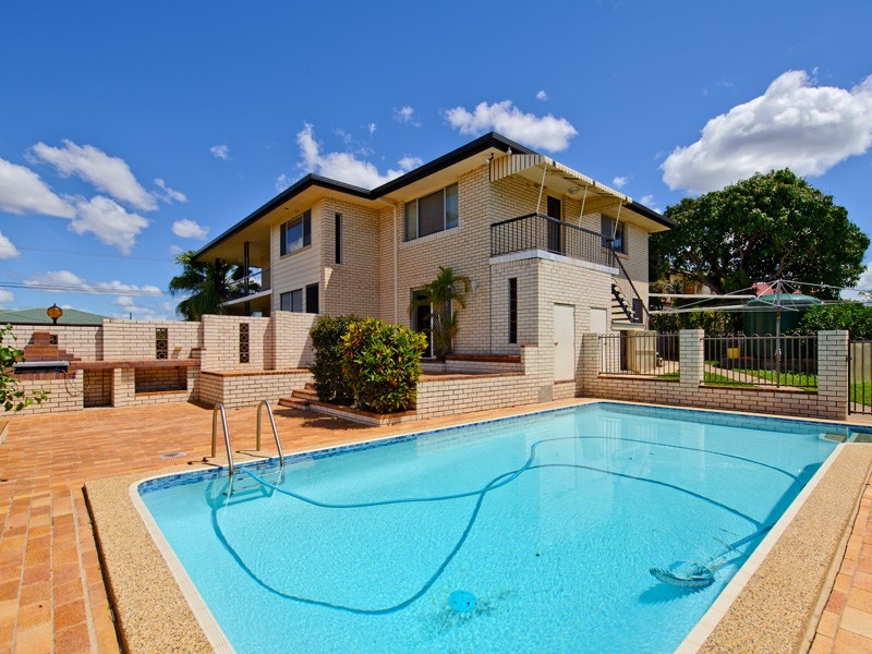 2 Trident Street, Mansfield QLD 4122