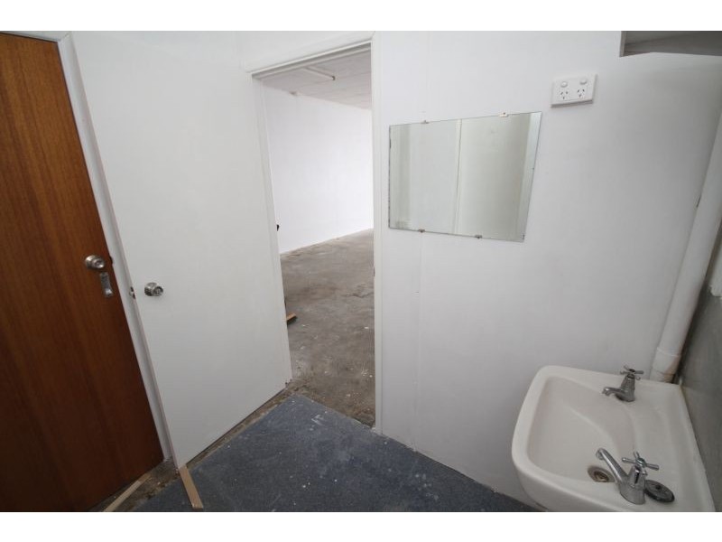 10 AMINYA STREET, Mansfield QLD 4122