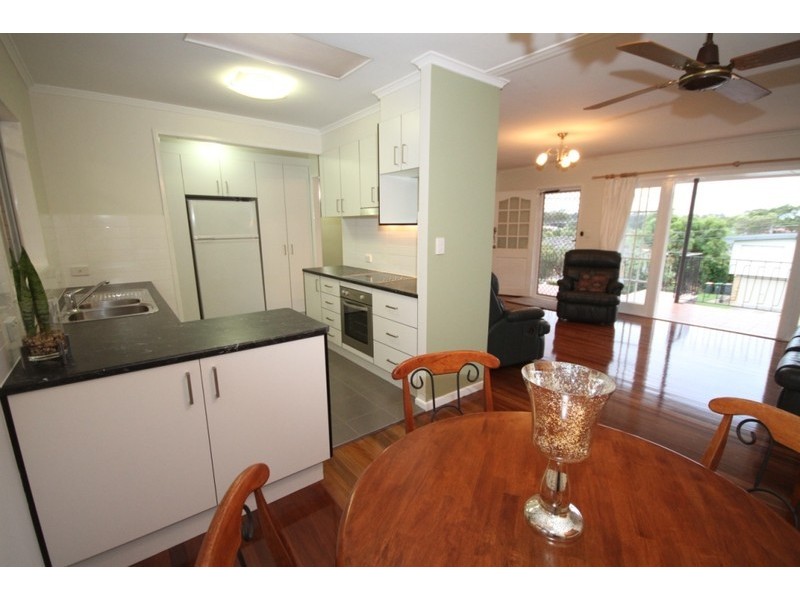 15 Kiparra Street, Mansfield QLD 4122