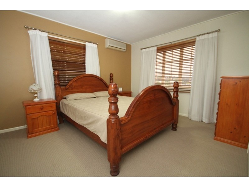 15 Kiparra Street, Mansfield QLD 4122