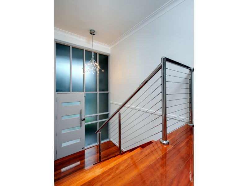 9 Irandi Street, Mansfield QLD 4122