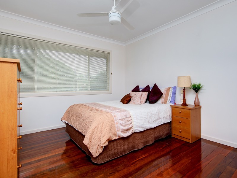 9 Irandi Street, Mansfield QLD 4122