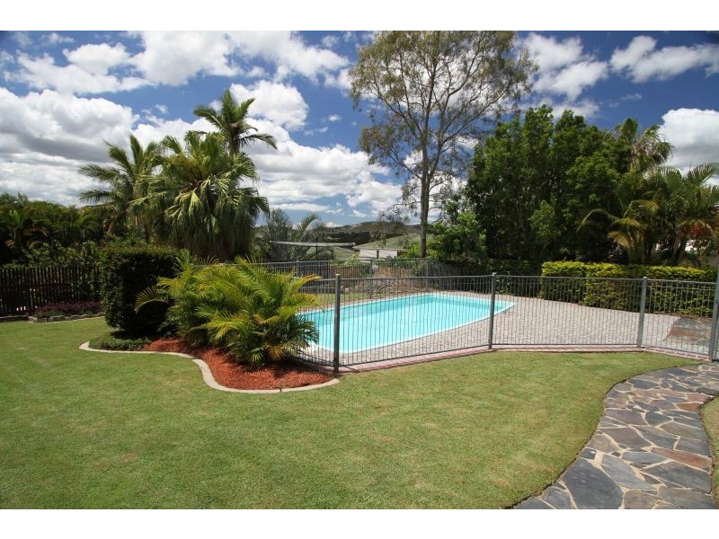 9 Irandi Street, Mansfield QLD 4122